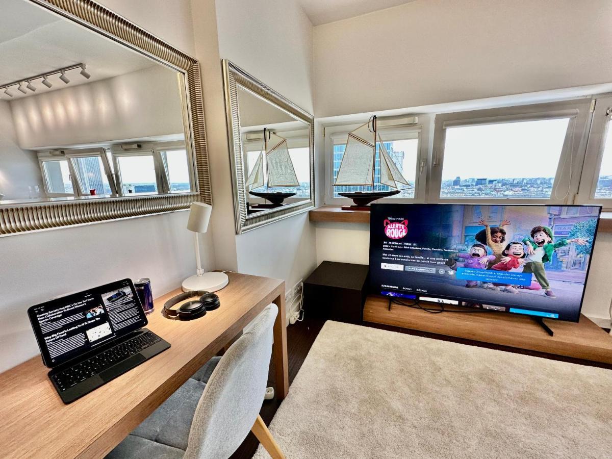 Top Metro X2 Fast Wifi 400 Mbs 70'Tv Netflix Hbo Max Appletv+ Disney+ Varşova Dış mekan fotoğraf